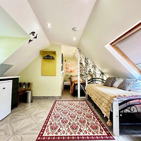 Forest Studio Apartment Gated Parking On 2 Acres Garden Chislehurst Bagian luar foto
