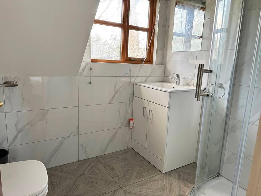 Forest Studio Apartment Gated Parking On 2 Acres Garden Chislehurst Bagian luar foto
