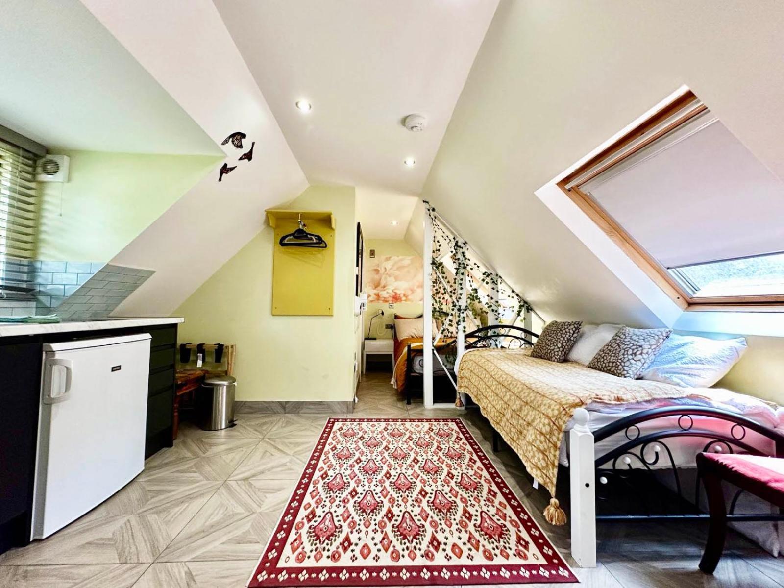 Forest Studio Apartment Gated Parking On 2 Acres Garden Chislehurst Bagian luar foto