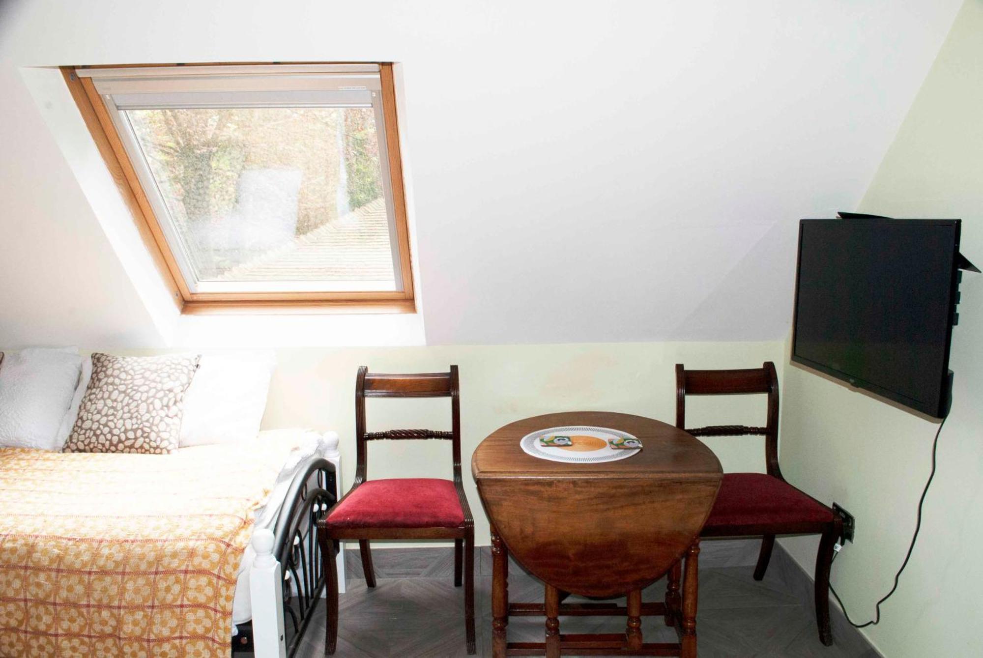 Forest Studio Apartment Gated Parking On 2 Acres Garden Chislehurst Bagian luar foto