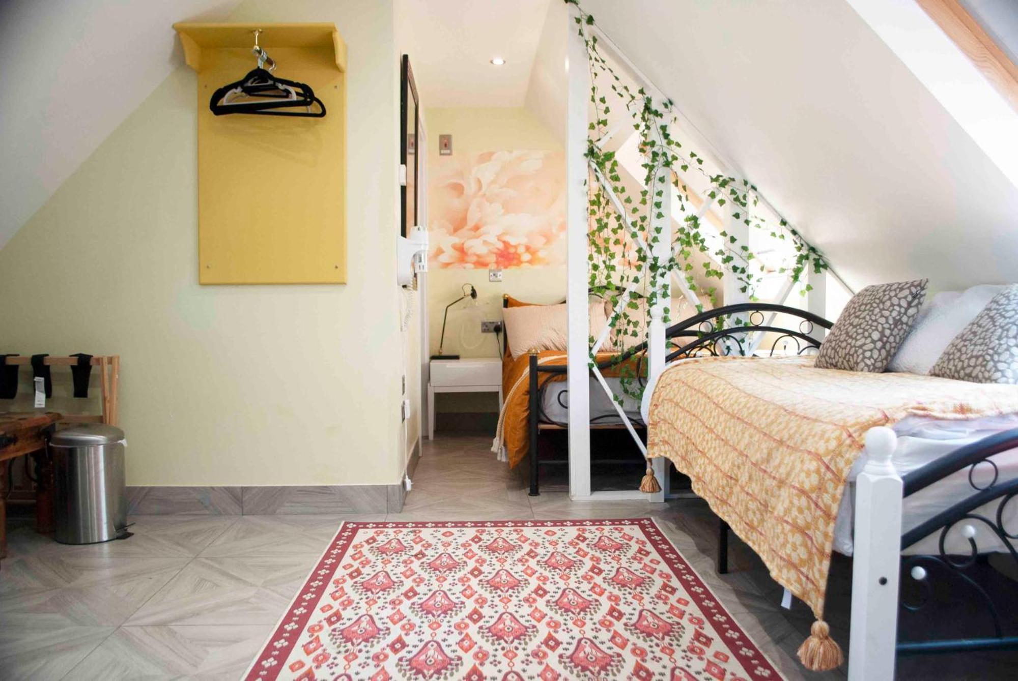 Forest Studio Apartment Gated Parking On 2 Acres Garden Chislehurst Bagian luar foto